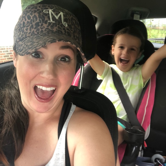 Meet your Posher, Shelly - Picture 4 of 15